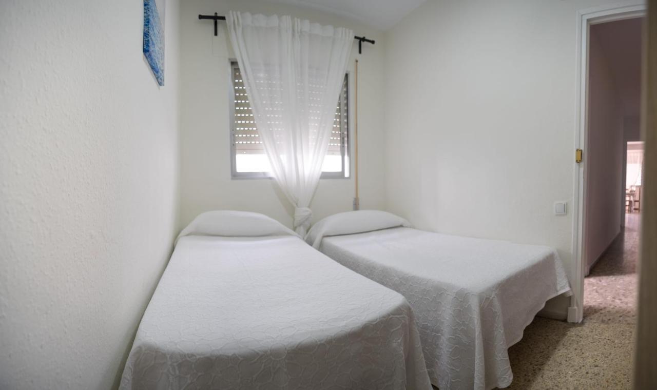 Delfin Playa Basic Ha Apartment Кадис Екстериор снимка